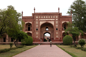 Maqbara-i-Jahangir